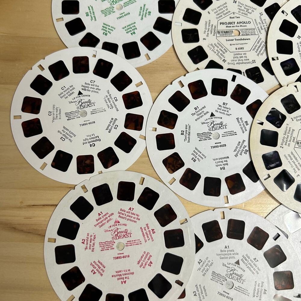 3D View Master Viewer & 9 Reels Disney Beauty & the Beast Project Apollo - Picture 2 of 4